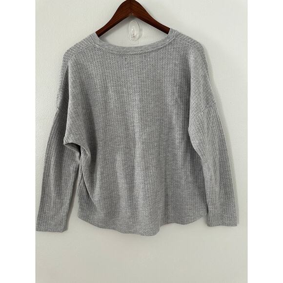 Calvin Klein Women's V-Neck Honeycomb Waffle Knit Top sz Medium - Picture 2 of 3